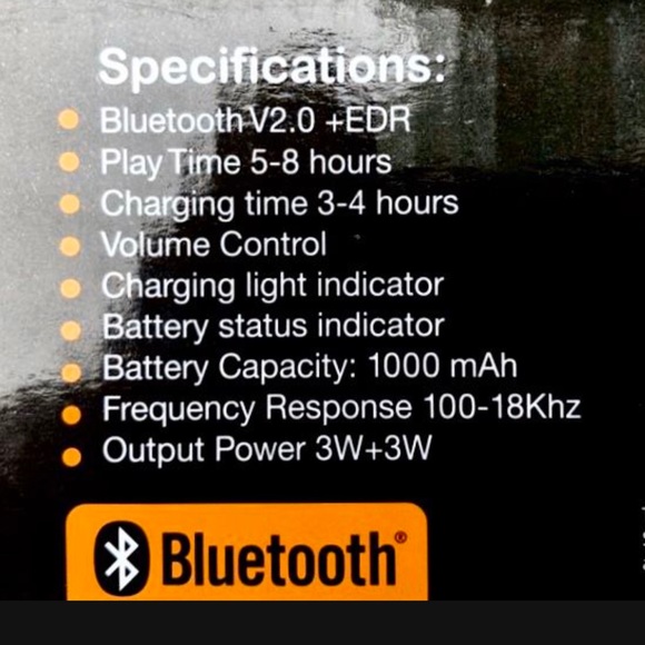 Bluetooth Speaker with SD card slot - Picture 2 of 4